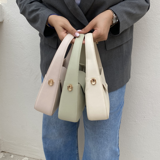 #Mallos #SacFemme #StyleChic #ModeFemme #Tendance #Elegant #DailyBag #FashionStyle #LookDuJour