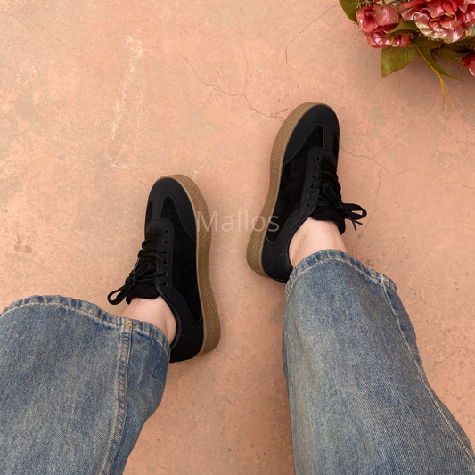 Basket noir ; basket pour femme ; basket chique ; basket confortable