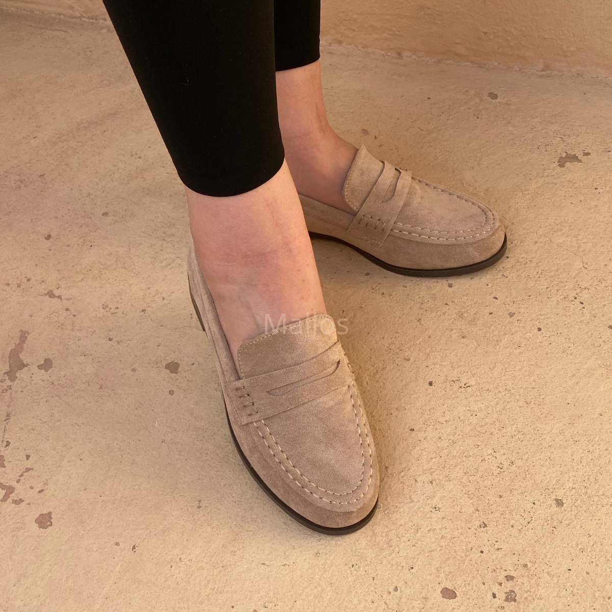 mocassin en daim ; mocassin khaki ; mocassin pour femme ; mocassin femme ; mocassin classe