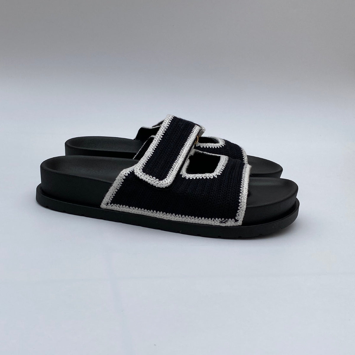 SANDALES SANDALECONFORTABLE SANDALEFEMME SUMERCOLLECTION ZARA ALDO STRADIVARIUS SPRINGCOLLECTION FEMMES MAROC LEPRINTEMPS NOUVAUTES TENDANCE