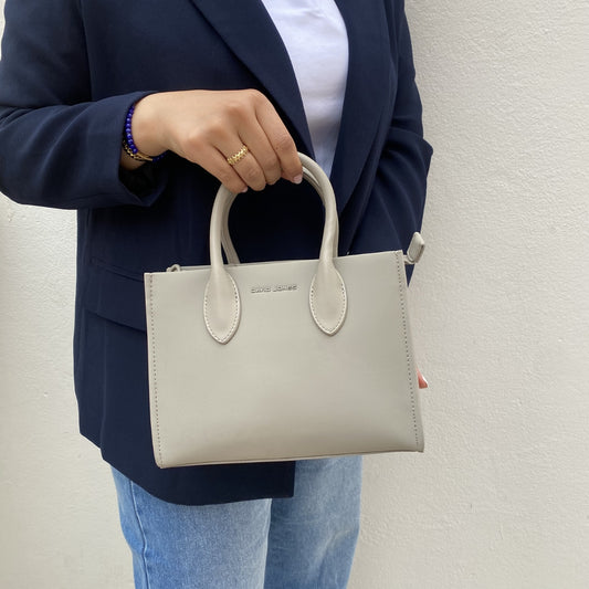 #Mallos #SacFemme #StyleChic #ModeFemme #Tendance #Elegant #DailyBag #FashionStyle #LookDuJour