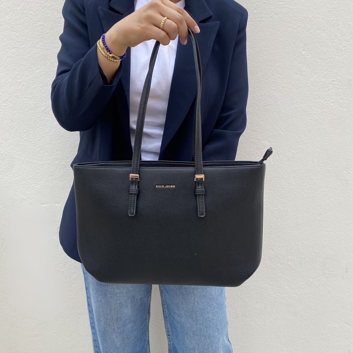 #Mallos #SacFemme #StyleChic #ModeFemme #Tendance #Elegant #DailyBag #FashionStyle #LookDuJour