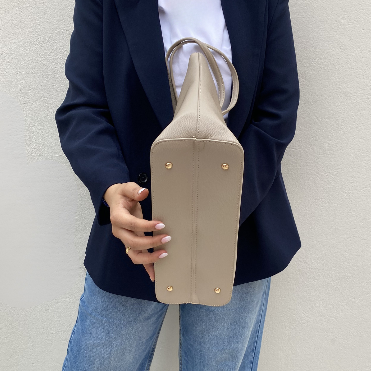 #Mallos #SacFemme #StyleChic #ModeFemme #Tendance #Elegant #DailyBag #FashionStyle #LookDuJour