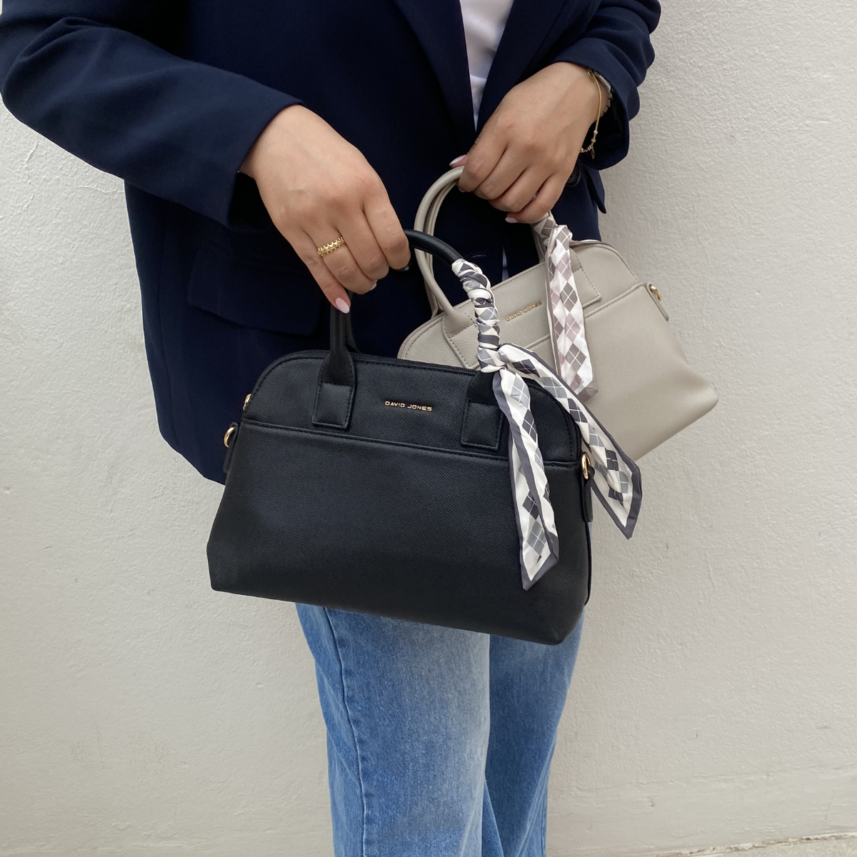 #Mallos #SacFemme #StyleChic #ModeFemme #Tendance #Elegant #DailyBag #FashionStyle #LookDuJour