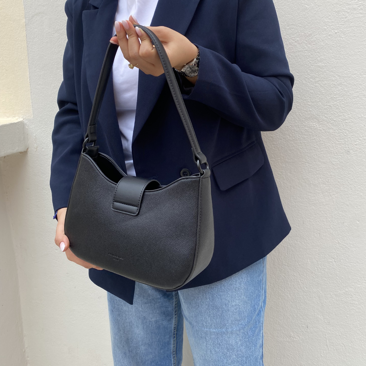 #Mallos #SacFemme #StyleChic #ModeFemme #Tendance #Elegant #DailyBag #FashionStyle #LookDuJour