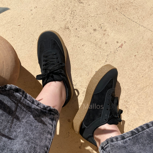 Basket noir ; basket pour femme ; basket chique ; basket confortable 