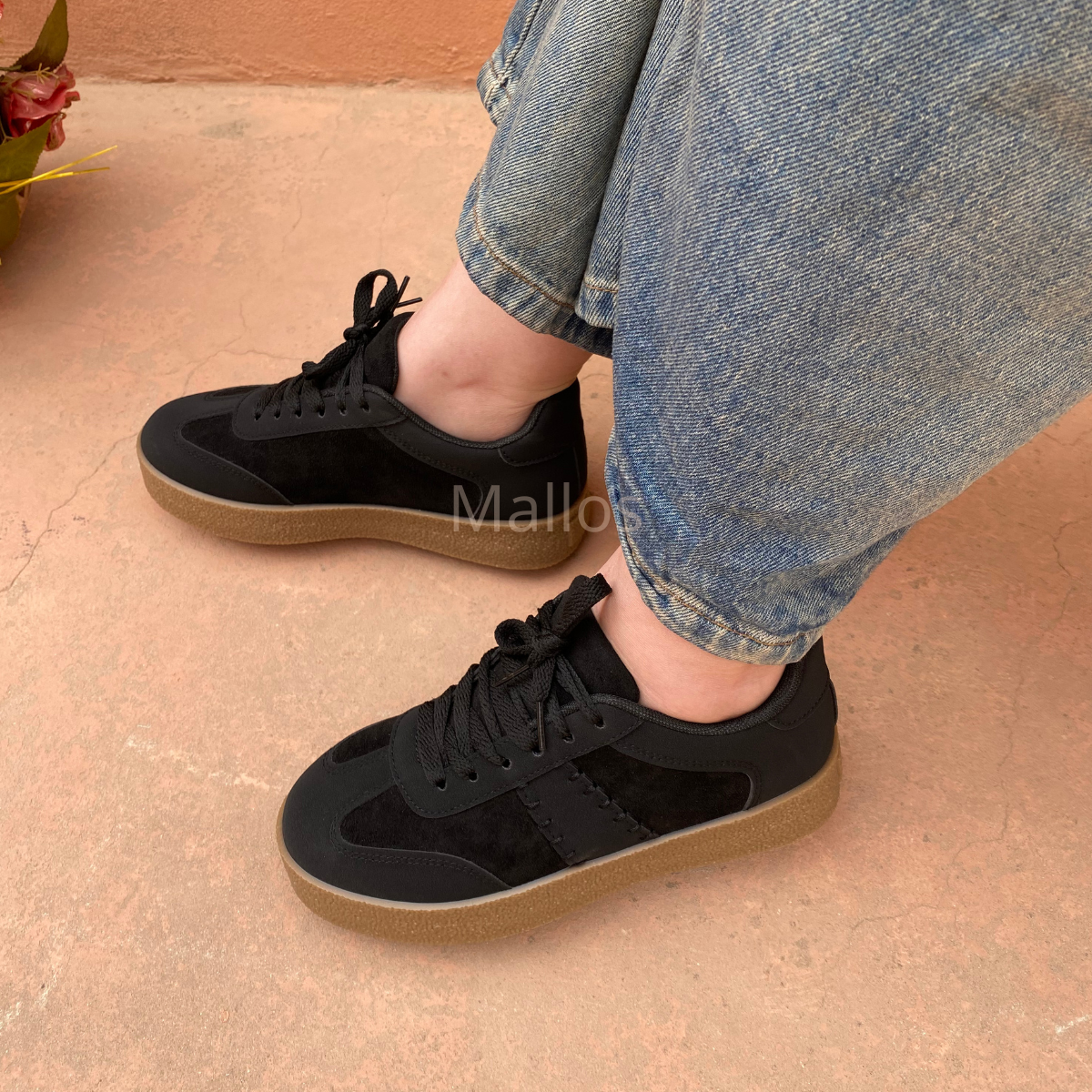 Basket noir ; basket pour femme ; basket chique ; basket confortable 