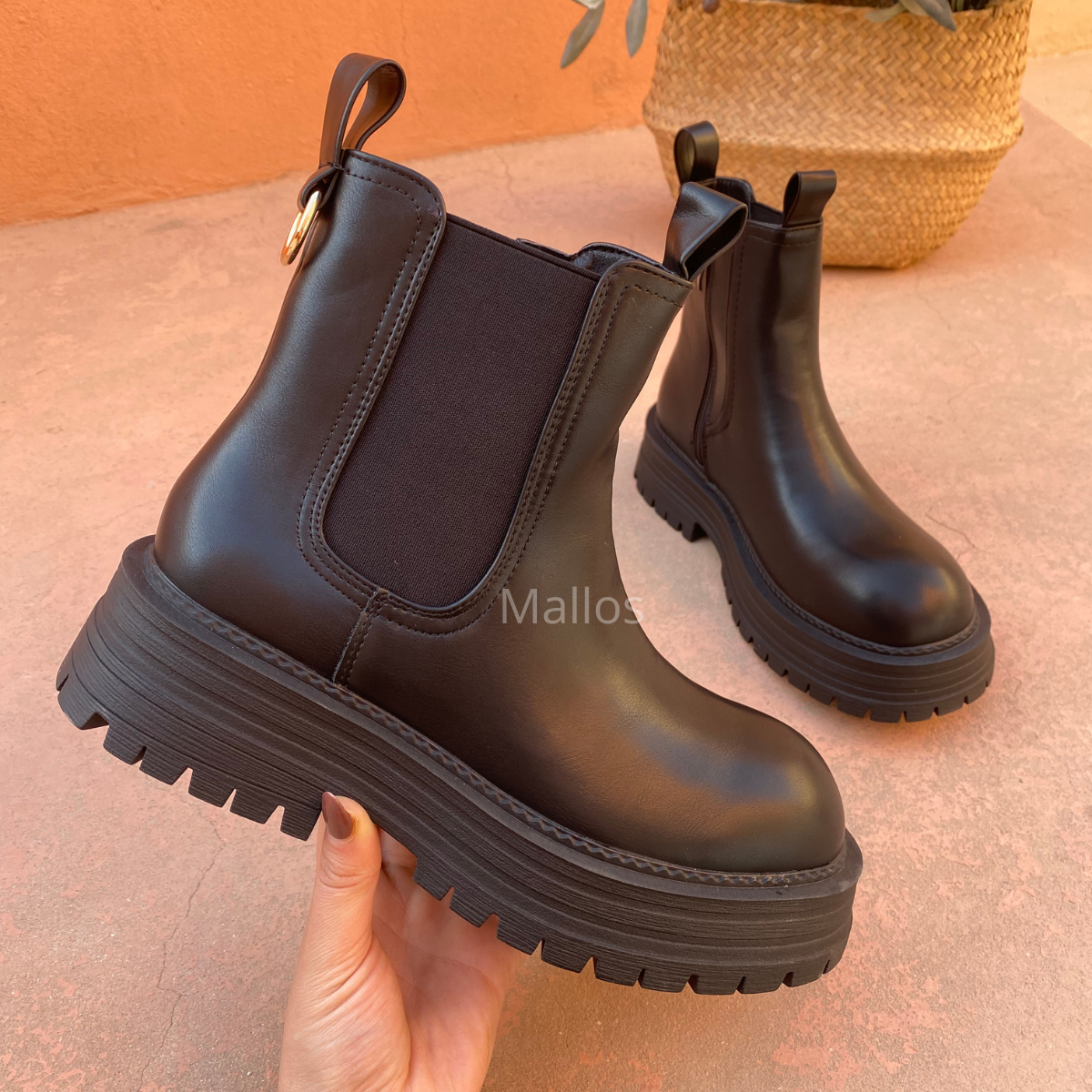 bouttine femme ; bottine femme maroc ; bottine classe ; bottine pour femme classe ; bottine femme tendance .