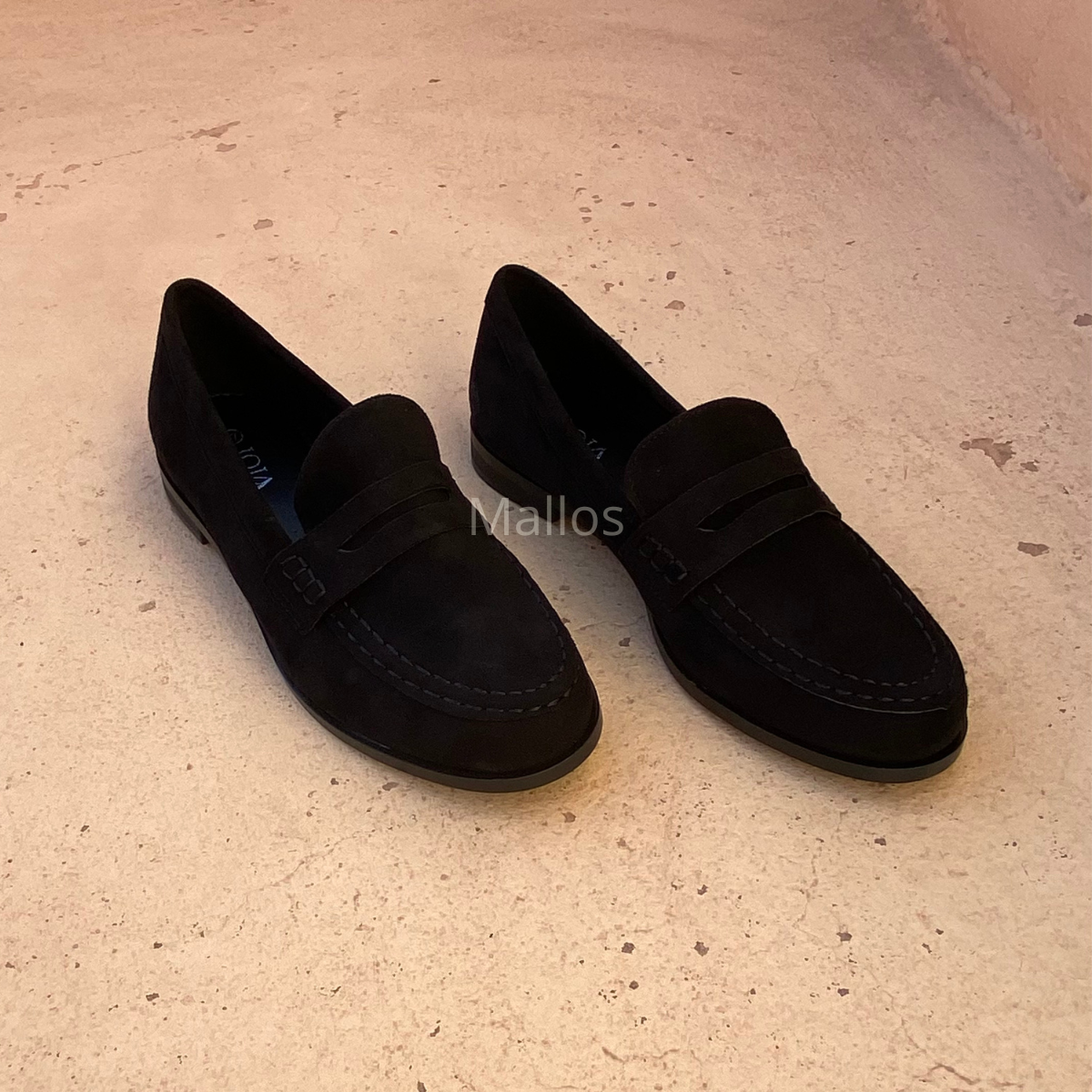 MOCASSIN NOIR . MOCASIN FEMME . MOCASSIN FRANCE . MOCASSIN CLASSE . MOCASSIN POUR FEMME 