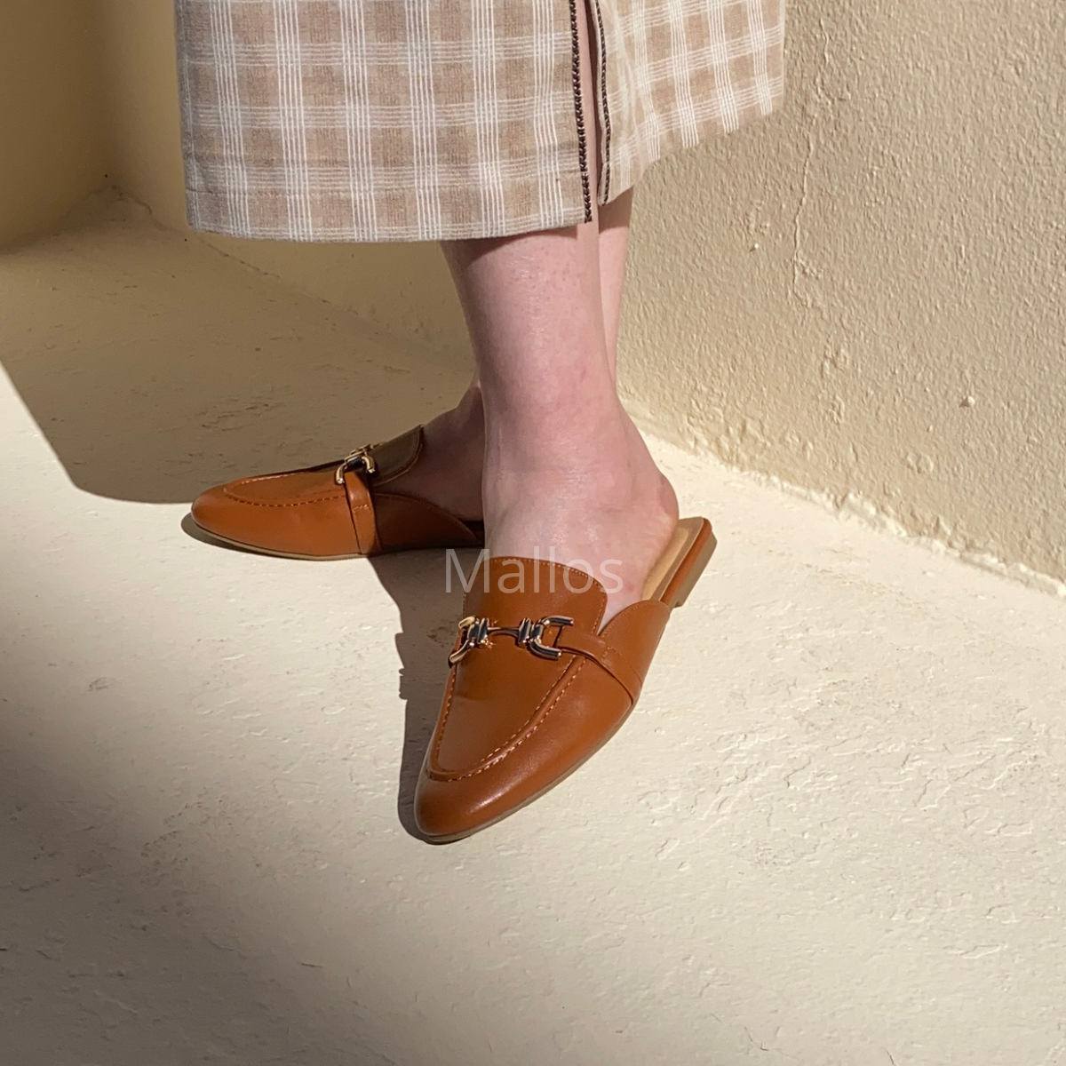 #mulesplates #mocassinsplates #chaussuresplates #stylechic #looktendance #fashionfemme #outfitbeige #confort #tendance2026 #mallos #mallosstyle #mallosfashion