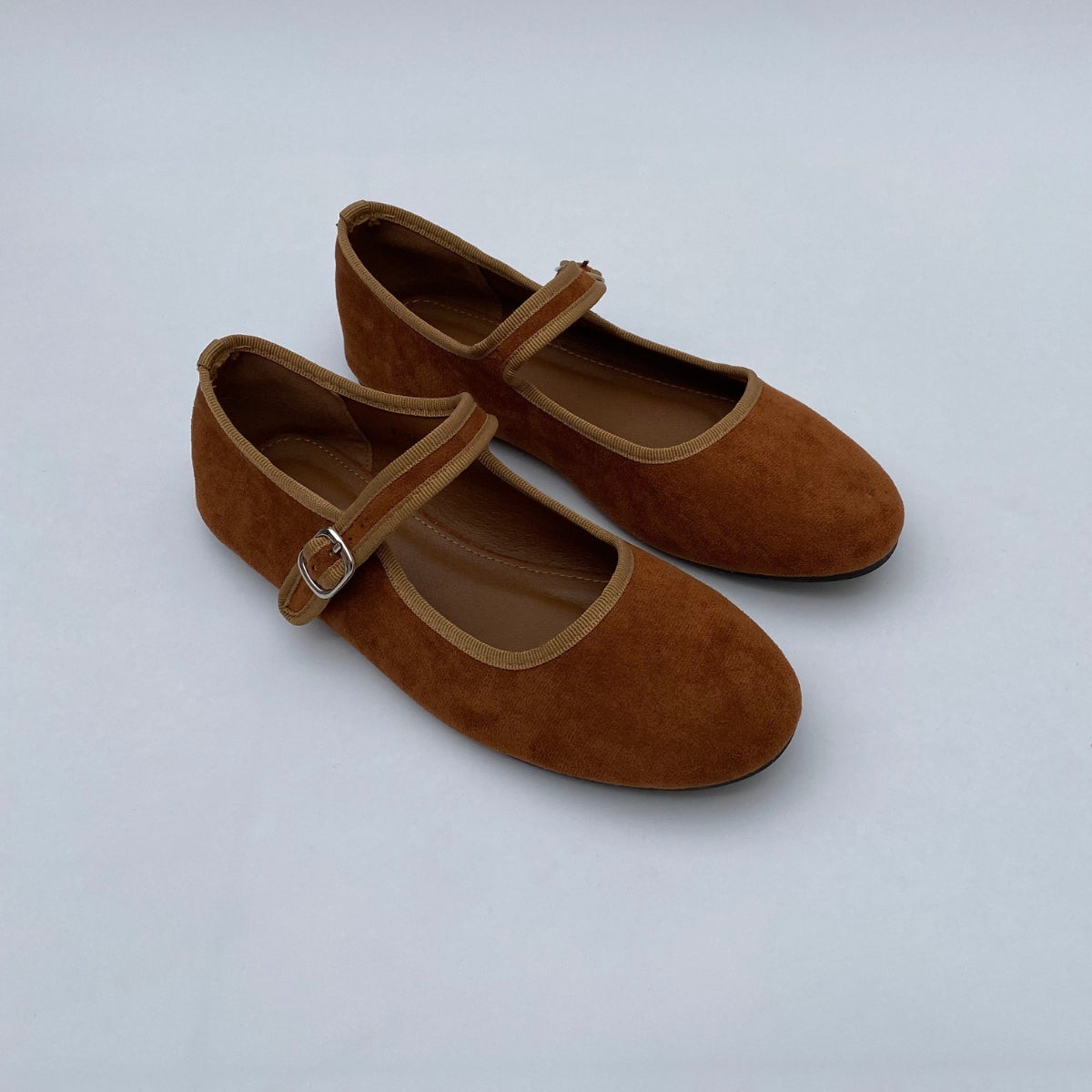 BALLERINE BALLERINECONFORTABLE BALLERINEFEMME SUMERCOLLECTION ZARA ALDO STRADIVARIUS SPRINGCOLLECTION  FEMMES MAROC LEPRINTEMPS NOUVAUTES TENDANCE 