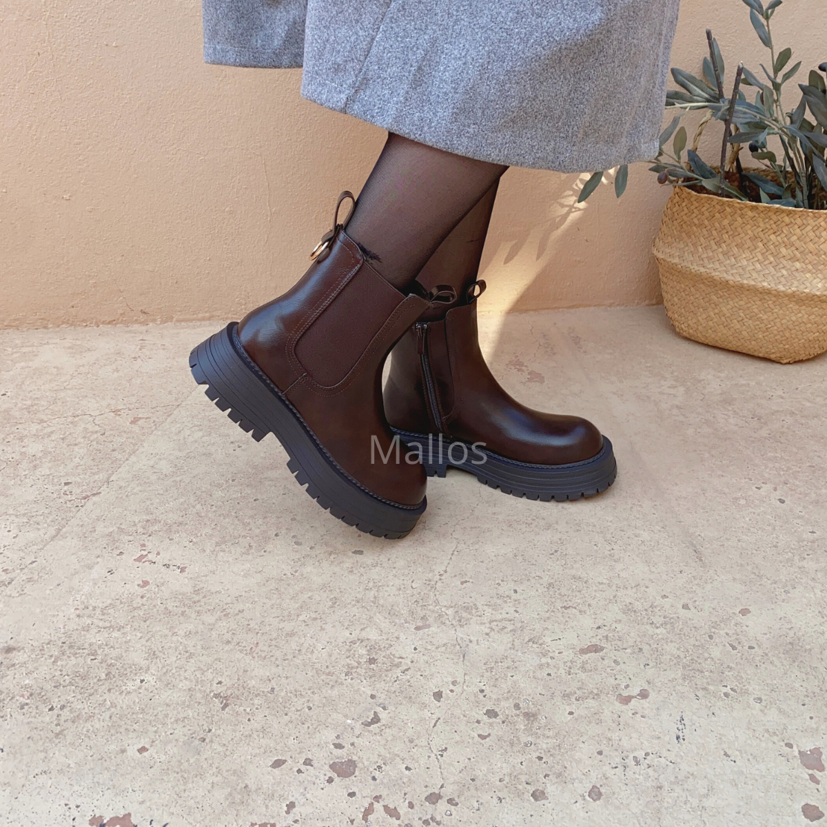 bouttine femme ; bottine femme maroc ; bottine classe ; bottine pour femme classe ; bottine femme tendance . 
