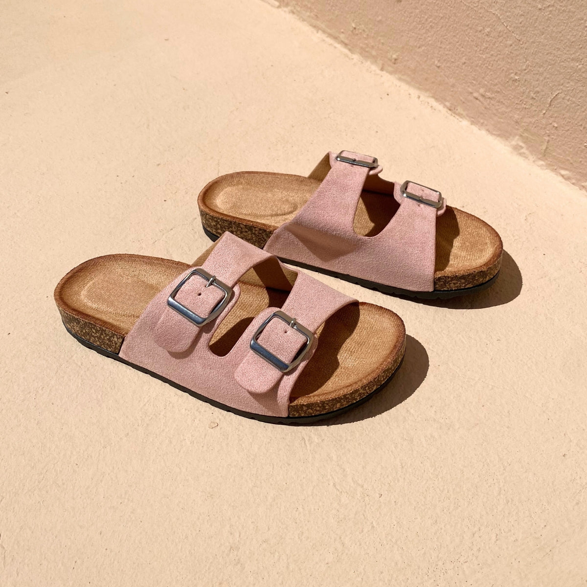 SANDALES SANDALECONFORTABLE SANDALEFEMME SUMERCOLLECTION ZARA ALDO STRADIVARIUS SPRINGCOLLECTION  FEMMES MAROC LEPRINTEMPS NOUVAUTES TENDANCE 