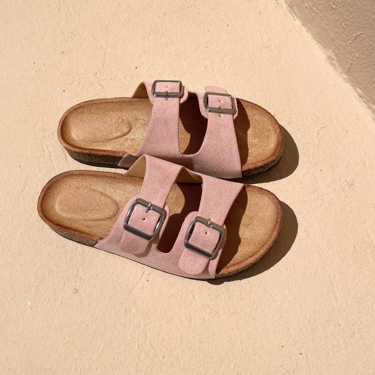 SANDALES SANDALECONFORTABLE SANDALEFEMME SUMERCOLLECTION ZARA ALDO STRADIVARIUS SPRINGCOLLECTION  FEMMES MAROC LEPRINTEMPS NOUVAUTES TENDANCE 