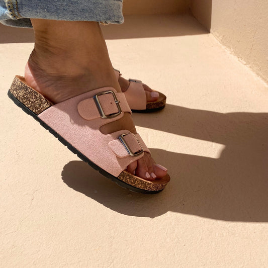 SANDALES SANDALECONFORTABLE SANDALEFEMME SUMERCOLLECTION ZARA ALDO STRADIVARIUS SPRINGCOLLECTION  FEMMES MAROC LEPRINTEMPS NOUVAUTES TENDANCE 