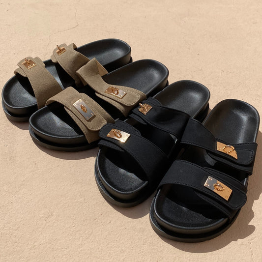 sandale plat . sandale ete . Sandale maroc . sandale femme . sandale confortable . chaussure femme . sandale en daim .